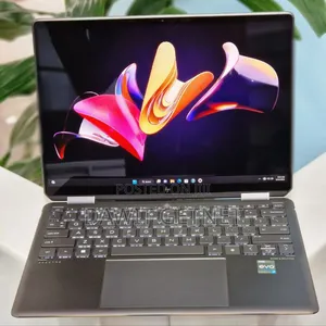 Photo - New Laptop HP Spectra 13 16GB Intel Core i7 SSD 512GB