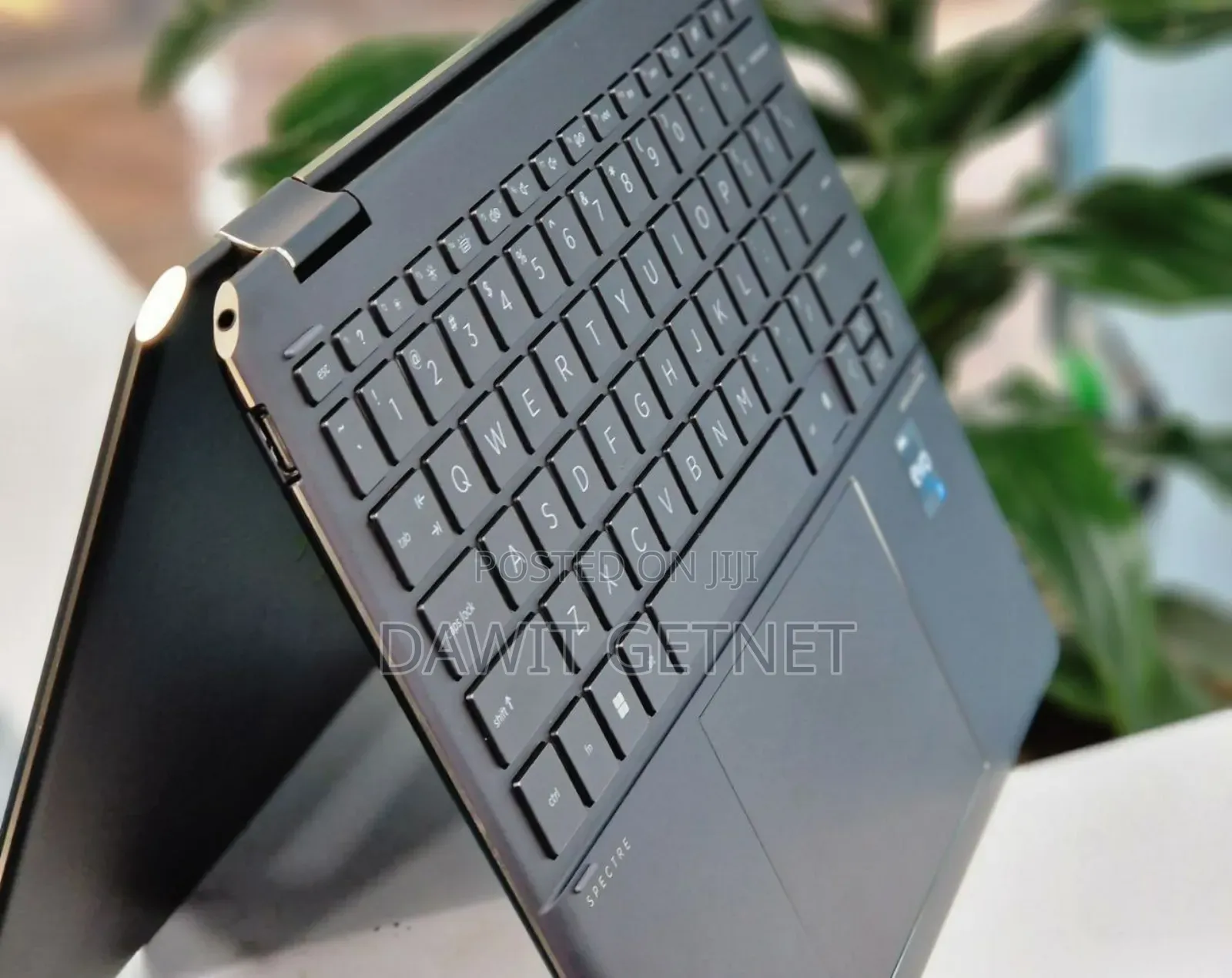 New Laptop HP Spectra 13 16GB Intel Core i7 SSD 512GB