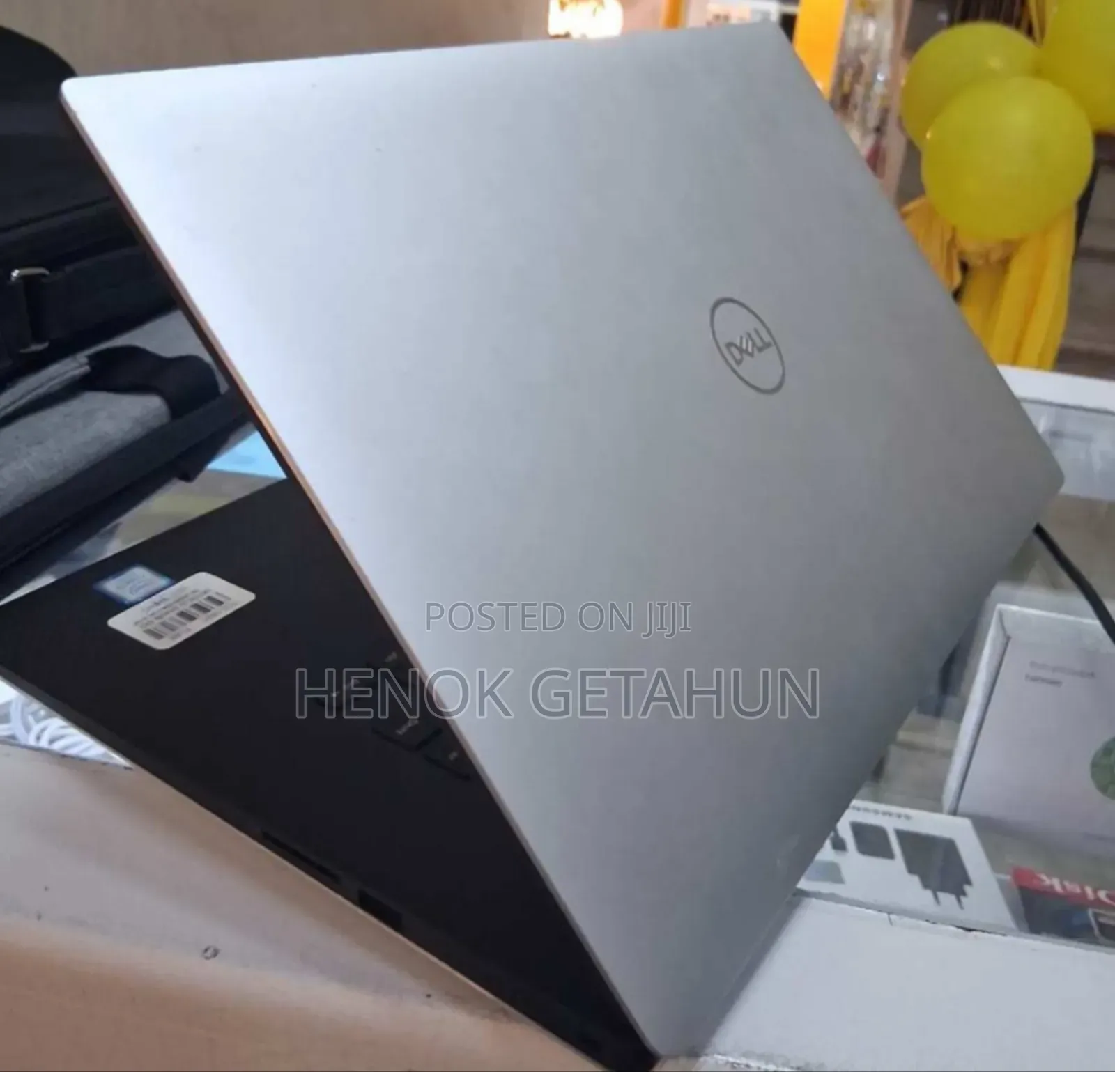 New Laptop Dell Precision 15 3520 16GB Intel Core i7 SSD 512GB