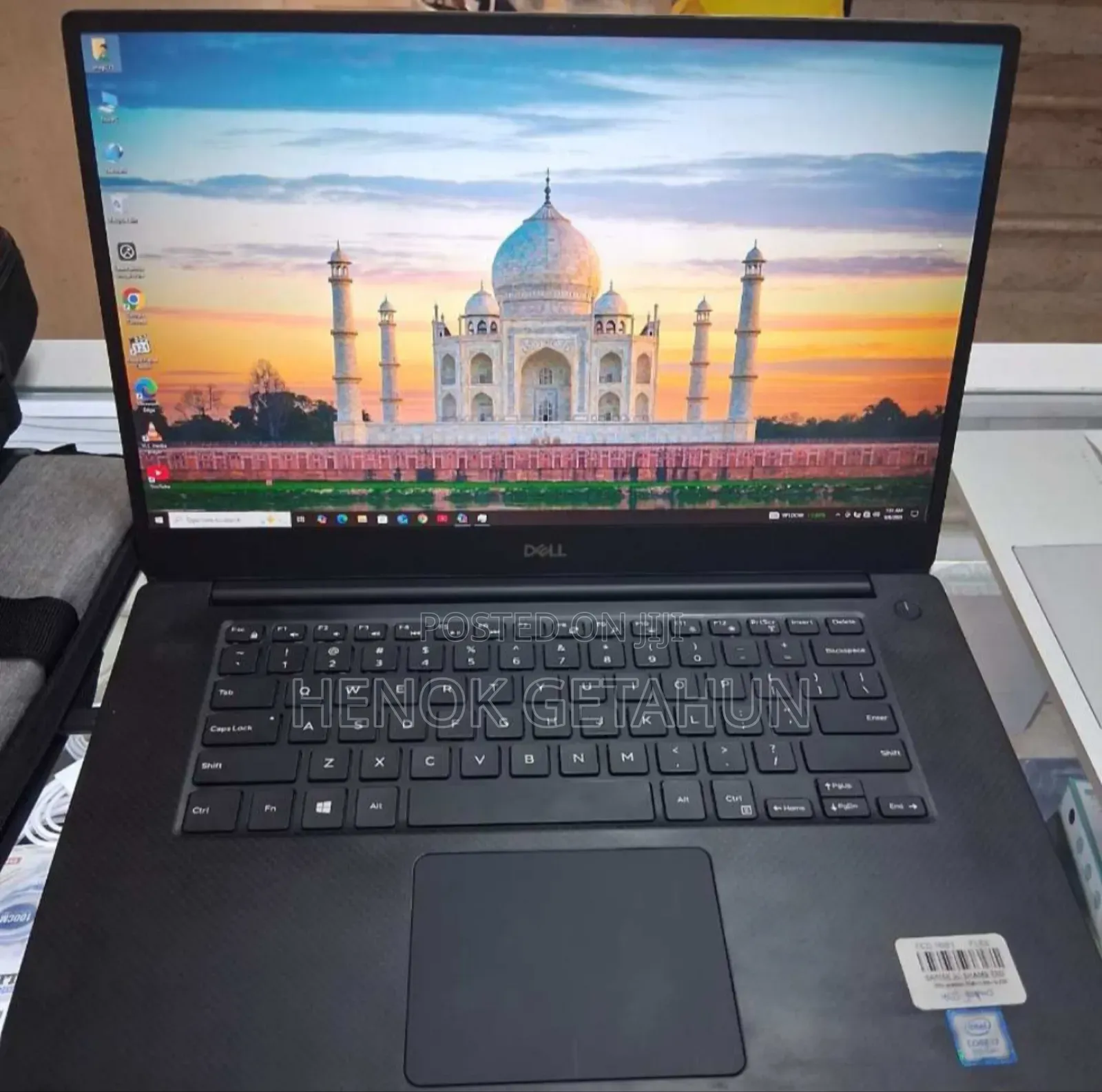 New Laptop Dell Precision 15 3520 16GB Intel Core i7 SSD 512GB