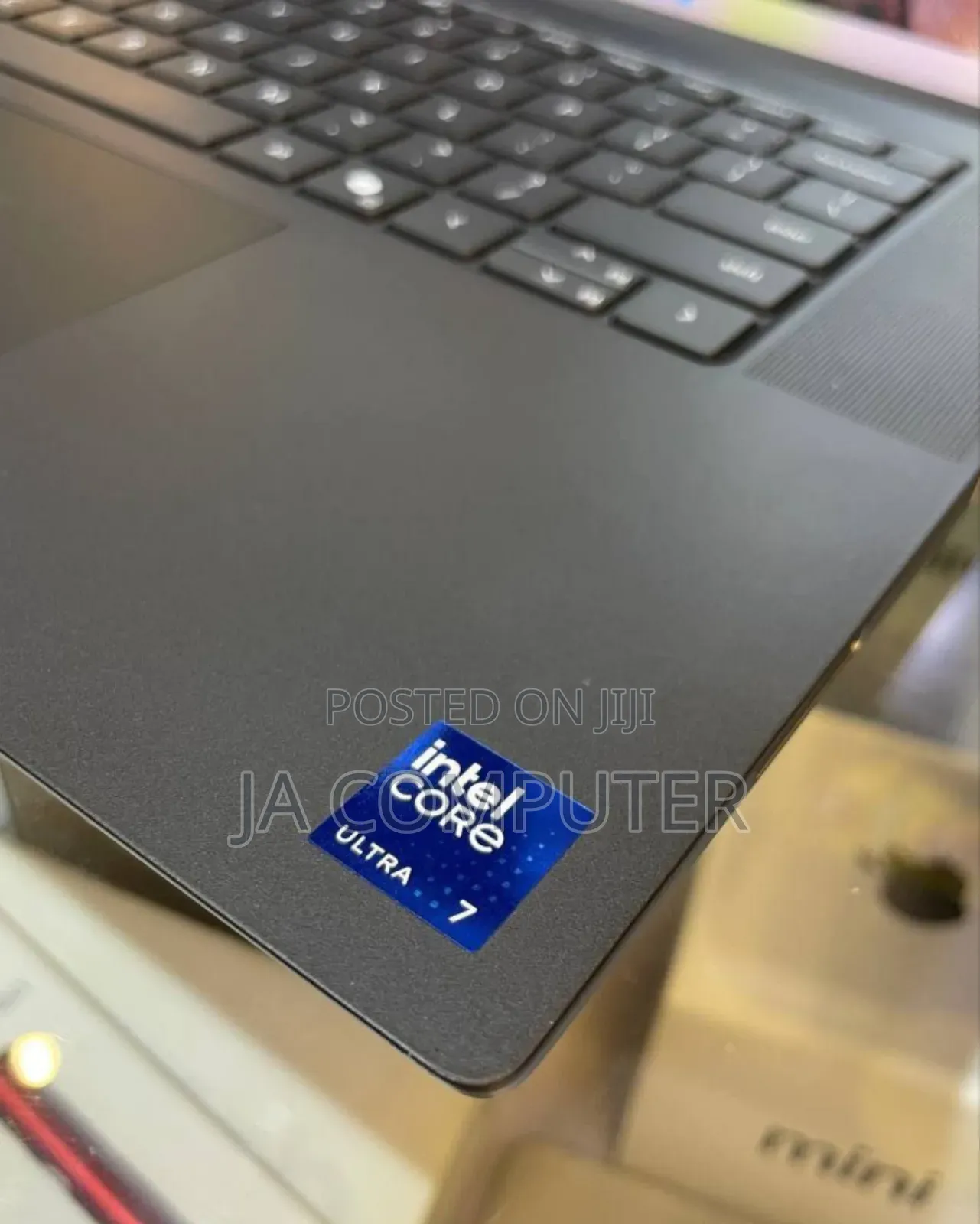 New Laptop Dell Precision 5690 32GB Intel Core Ultra 7 SSD 1T