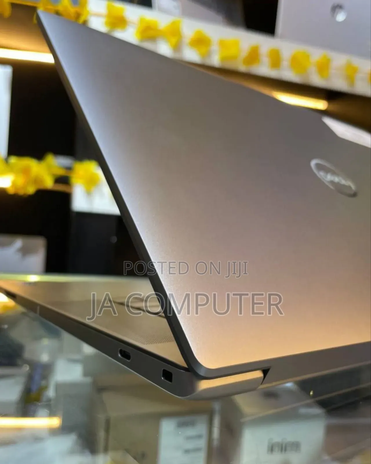 New Laptop Dell Precision 5690 32GB Intel Core Ultra 7 SSD 1T