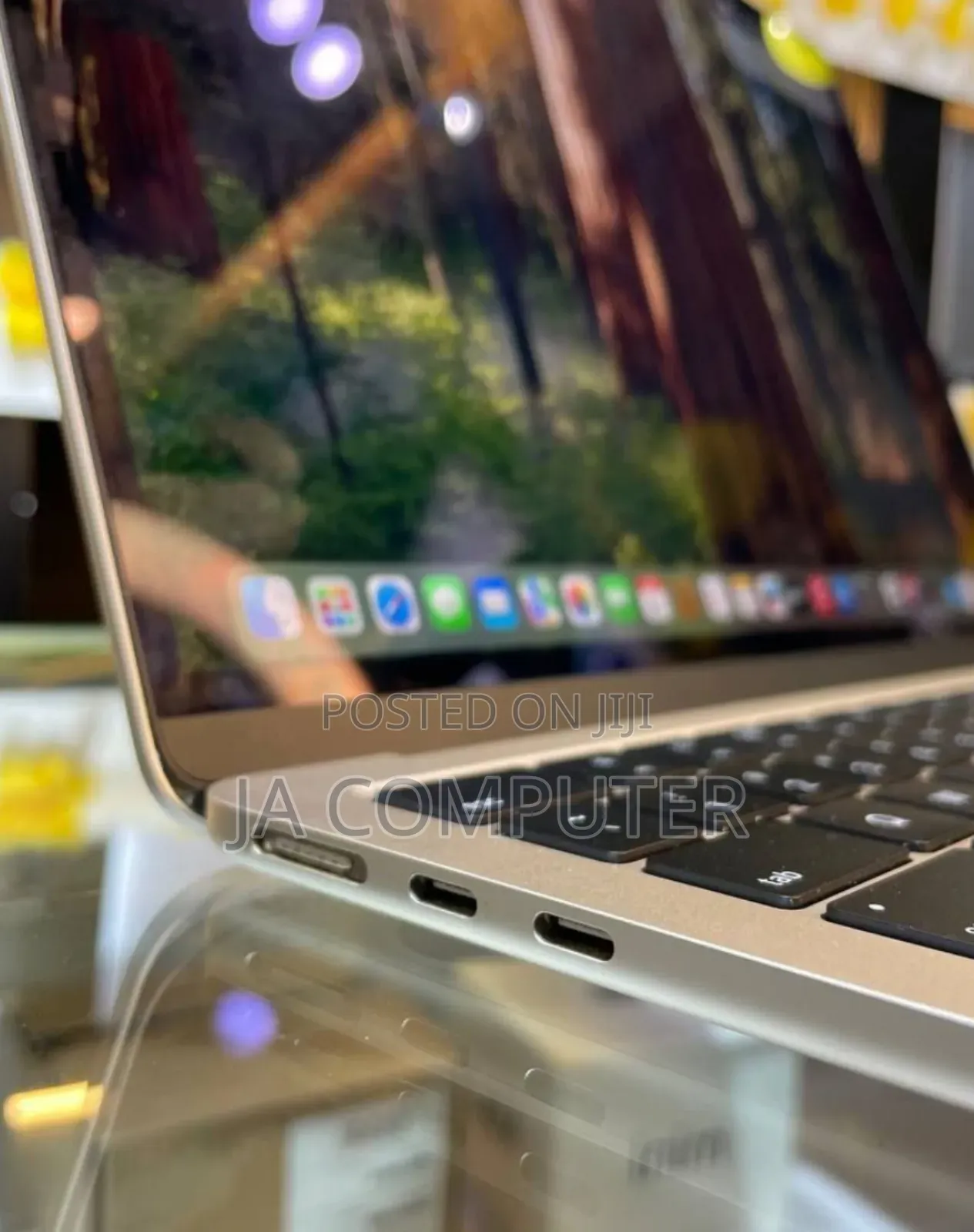 New Laptop Apple MacBook Air 2024 M3 13-Inch 16GB Apple M3 SSD 512GB