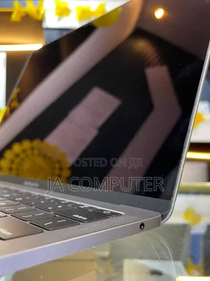 New Laptop Apple MacBook Pro 2017 8GB Intel Core I5 SSD 128GB