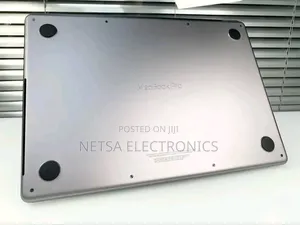 New Laptop Apple MacBook Pro M1 16GB Apple M1 Pro SSD 1T