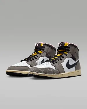 Photo - 35,500 Birr Original Air Jordan 1 Mid Se Original Shoes Only