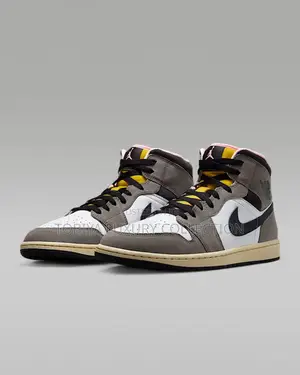35,500 Birr Original Air Jordan 1 Mid Se Original Shoes Only
