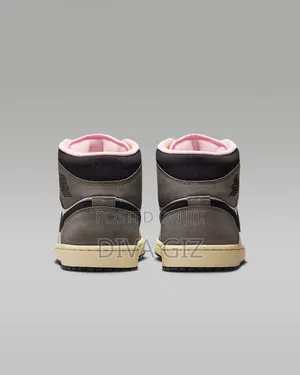 35,500 Birr Original Air Jordan 1 Mid Se Original Shoes Only