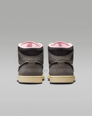 35,500 Birr Original Air Jordan 1 Mid Se Original Shoes Only