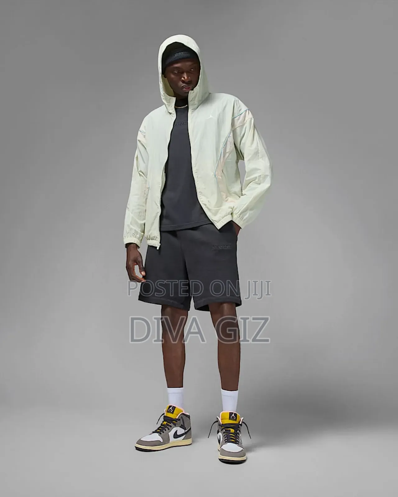 35,500 Birr Original Air Jordan 1 Mid Se Original Shoes Only