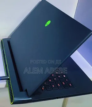 New Laptop Alienware M15 r3 16GB Intel Core i7 SSD 1T