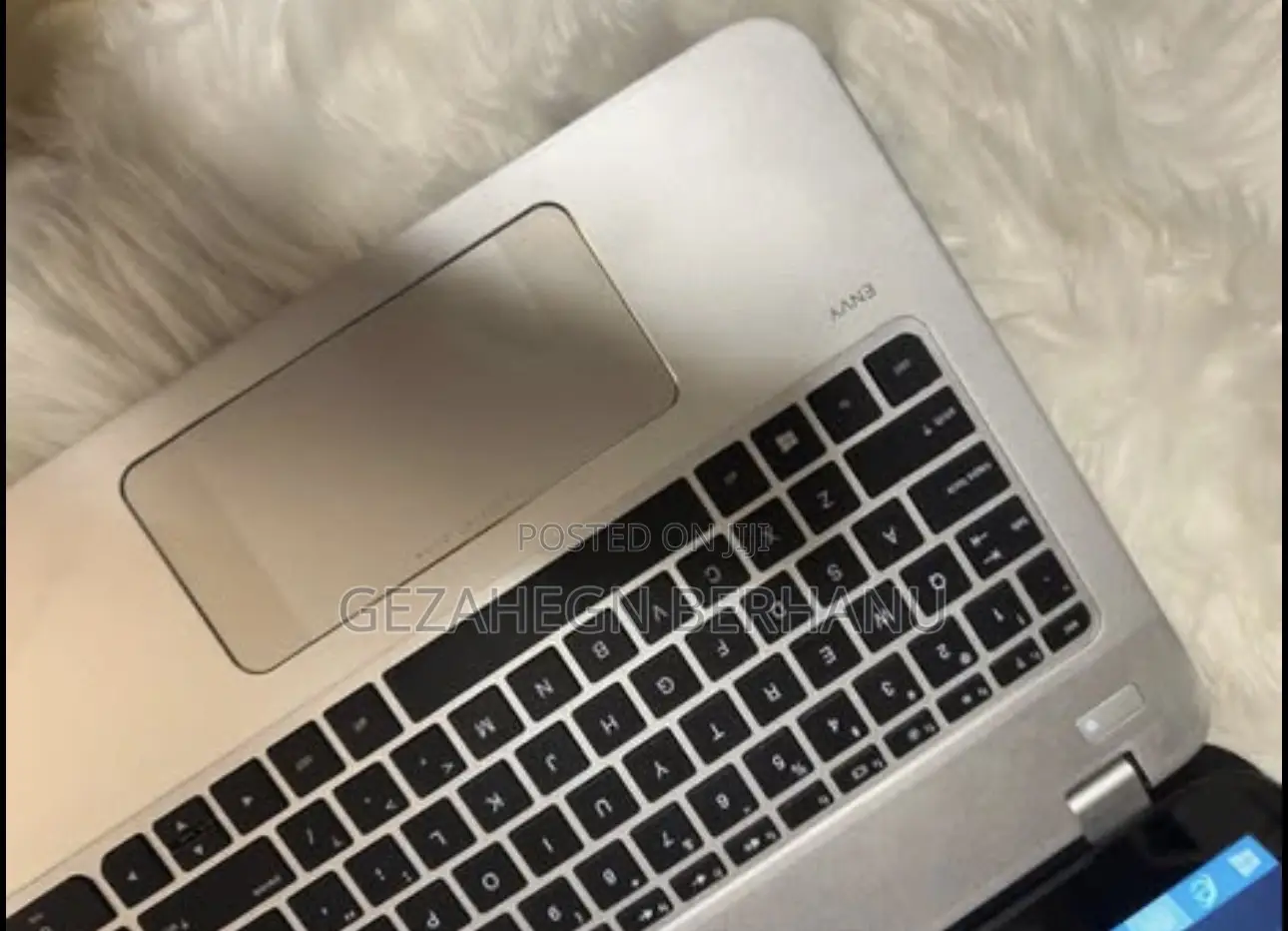 Laptop HP Envy 15-Ep0xxx 4GB Intel Core I5 HDD 700GB