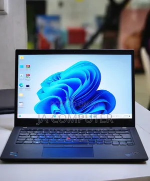 Photo - New Laptop Lenovo ThinkPad T14 G1 16GB Intel Core I7 SSD 512GB