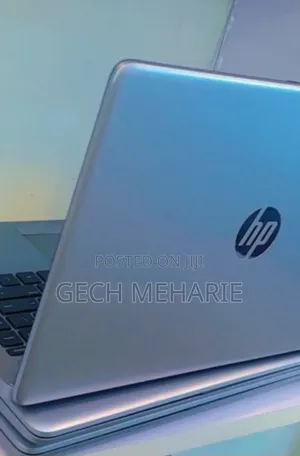 New Laptop HP EliteBook 840 8GB Intel Core I7 SSD 256GB