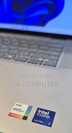 New Laptop Dell Inspiron 16 7630 16GB Intel Core Ultra 7 SSD 1T