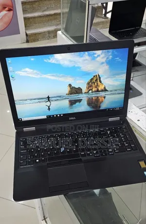 Photo - Laptop Dell Latitude E5570 8GB Intel Core I7 SSD 256GB