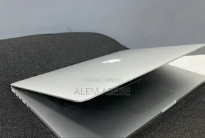 Photo - New Laptop Apple MacBook Pro 2013 8GB Intel Core i7 SSD 256GB