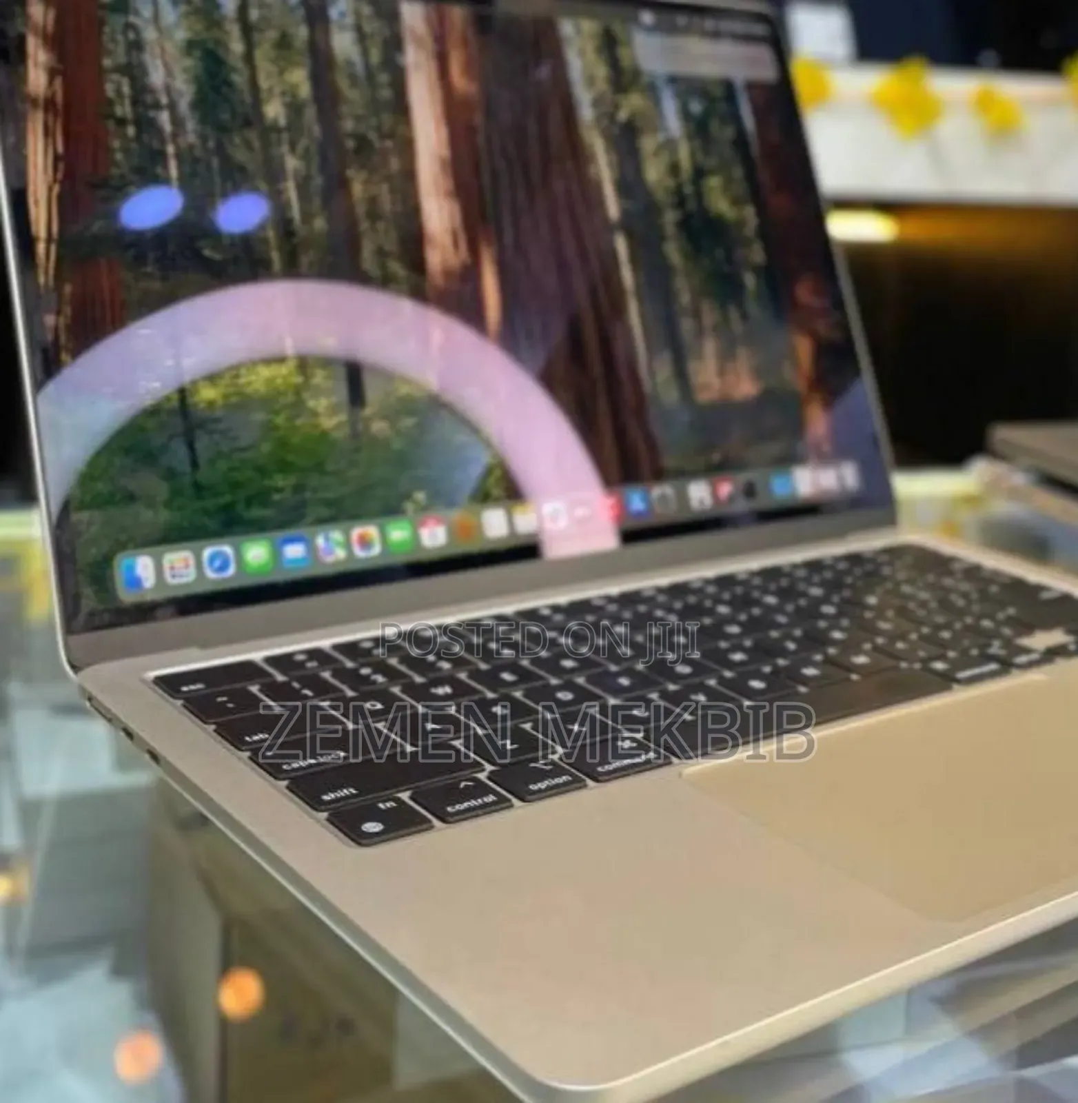 New Apple MacBook Air 2024 M3 13-Inch 16GB Intel Core I7 SSD 512GB