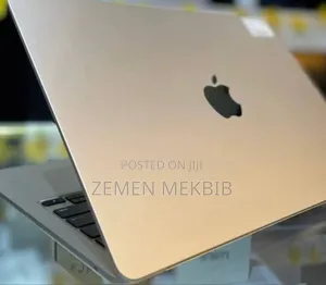 New Apple MacBook Air 2024 M3 13-Inch 16GB Intel Core I7 SSD 512GB