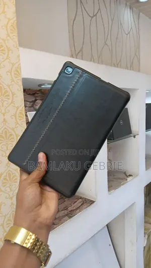 Photo - New Samsung Galaxy Tab S6 Lite 64 GB Silver