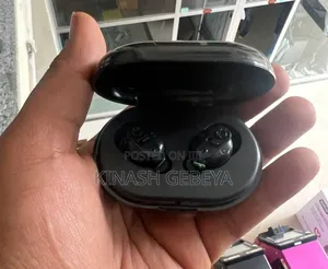 Photo - High Quality Hearing Aid With Power Bank