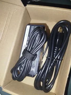 Photo - Lenovo Charger