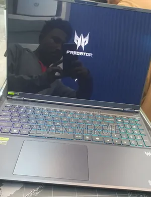 New Laptop Acer Predator Helios 300 16GB Intel Core Ultra 9 SSD 1T