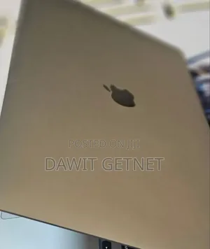 New Laptop Apple MacBook Pro 2019 16GB Intel Core I7 SSD 512GB