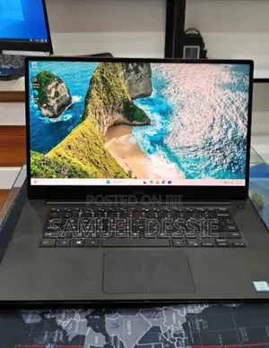 Photo - New Laptop Dell Precision 5540 16GB Intel Core I7 SSD 512GB