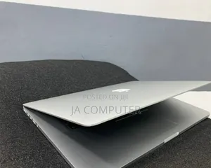 New Laptop Apple MacBook Pro 2013 8GB Intel Core I7 SSD 256GB