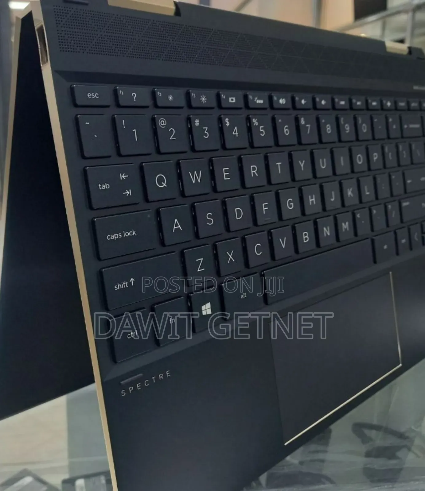 New Laptop HP Spectra 13 16GB Intel Core I7 SSD 512GB