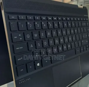 New Laptop HP Spectra 13 16GB Intel Core I7 SSD 512GB