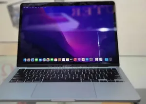 New Laptop Apple MacBook 8GB Intel Core I5 SSD 256GB