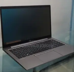 New Laptop HP ZBook Firefly 14 G7 16GB Intel Core I7 SSD 512GB