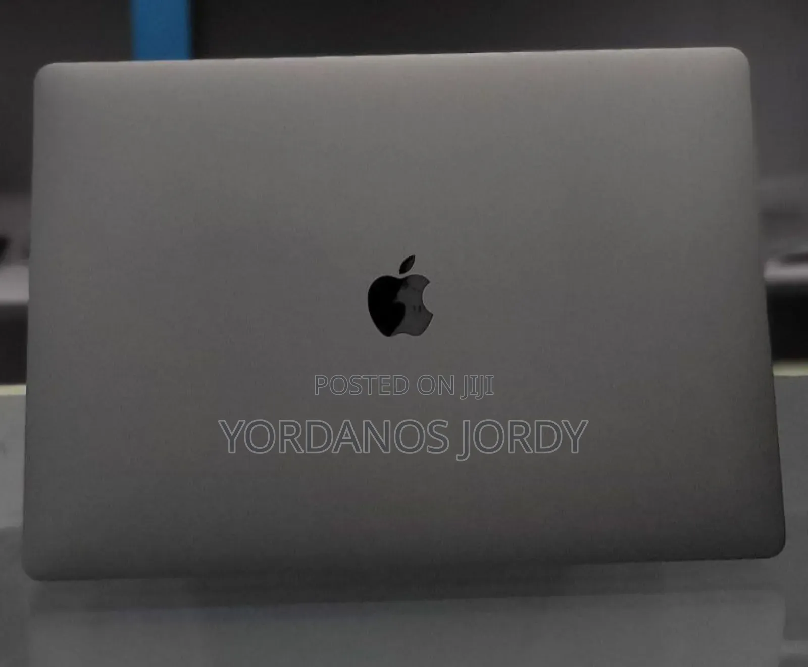 New Laptop Apple MacBook Pro 2019 16GB Intel Core I7 SSD 512GB