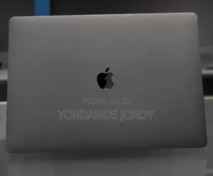 New Laptop Apple MacBook Pro 2019 16GB Intel Core I7 SSD 512GB