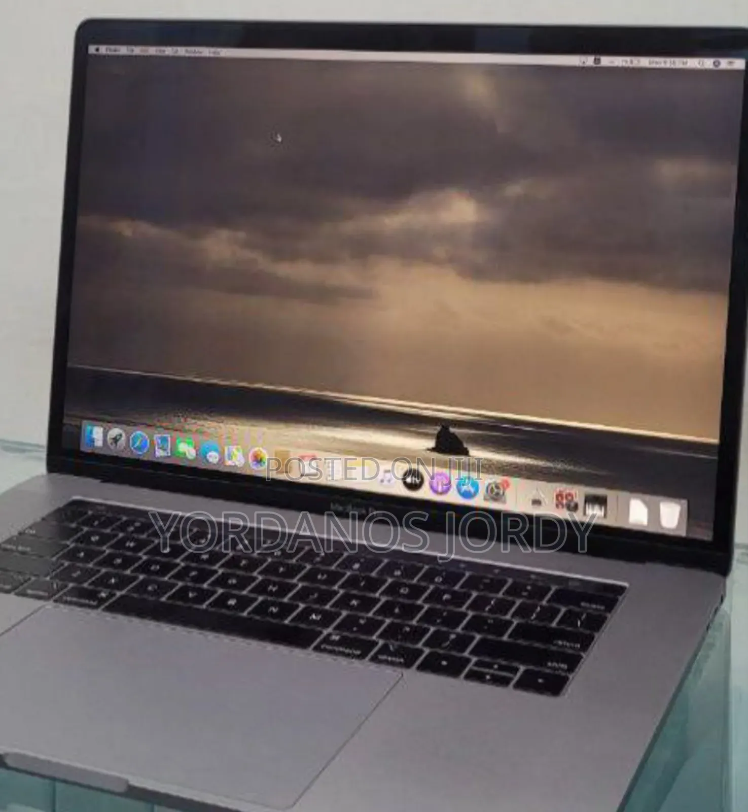 New Laptop Apple MacBook Pro 2019 32GB Intel Core I9 SSD 512GB