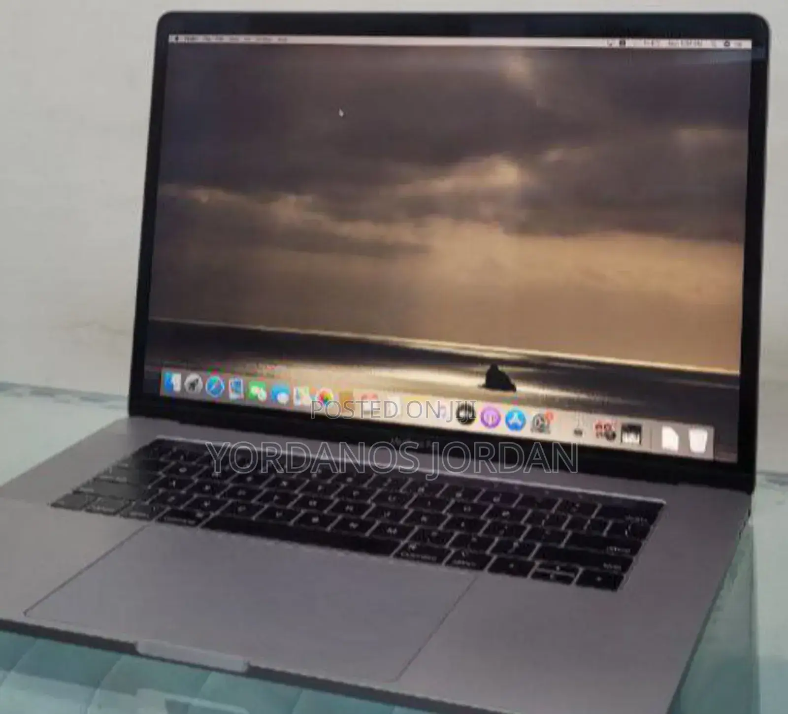 New Laptop Apple MacBook Pro 2019 32GB Intel Core I9 SSD 512GB