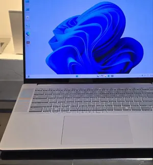 New Laptop Dell Inspiron 15 16GB Intel Core Ultra 7 SSD 1T