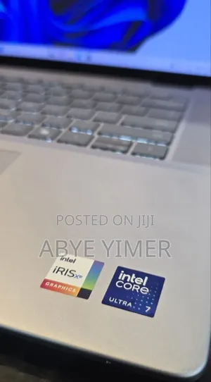 New Laptop Dell Inspiron 15 16GB Intel Core Ultra 7 SSD 1T