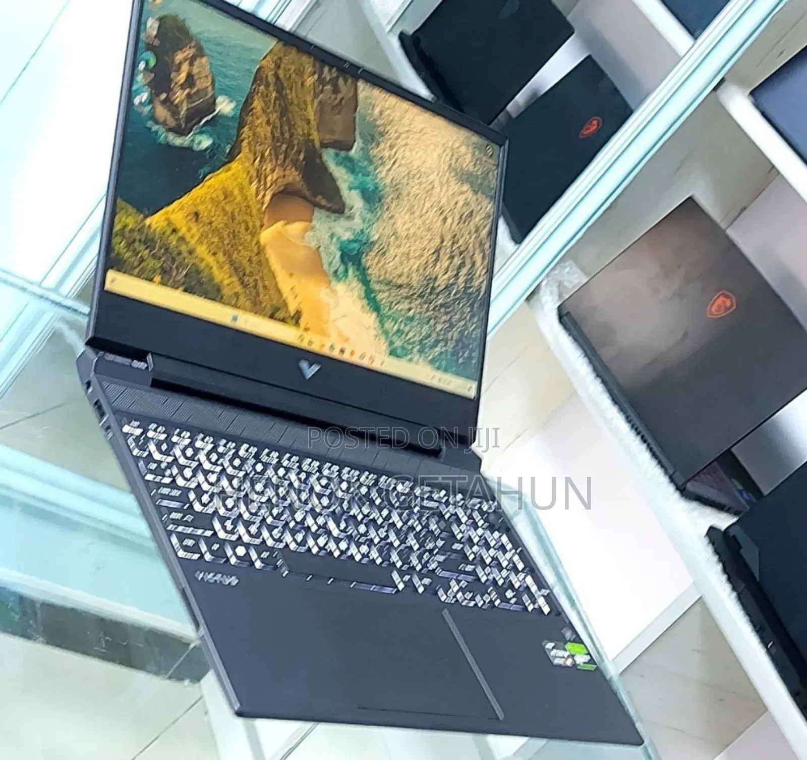 New Laptop HP Victus 15 8GB AMD Ryzen 5 SSD 512GB