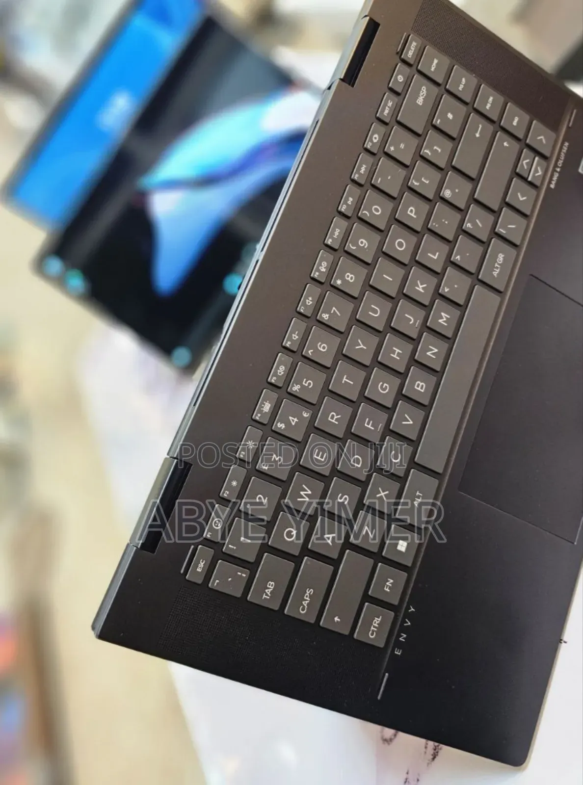 New Laptop HP Envy X360 8GB AMD Ryzen 5 SSD 256GB