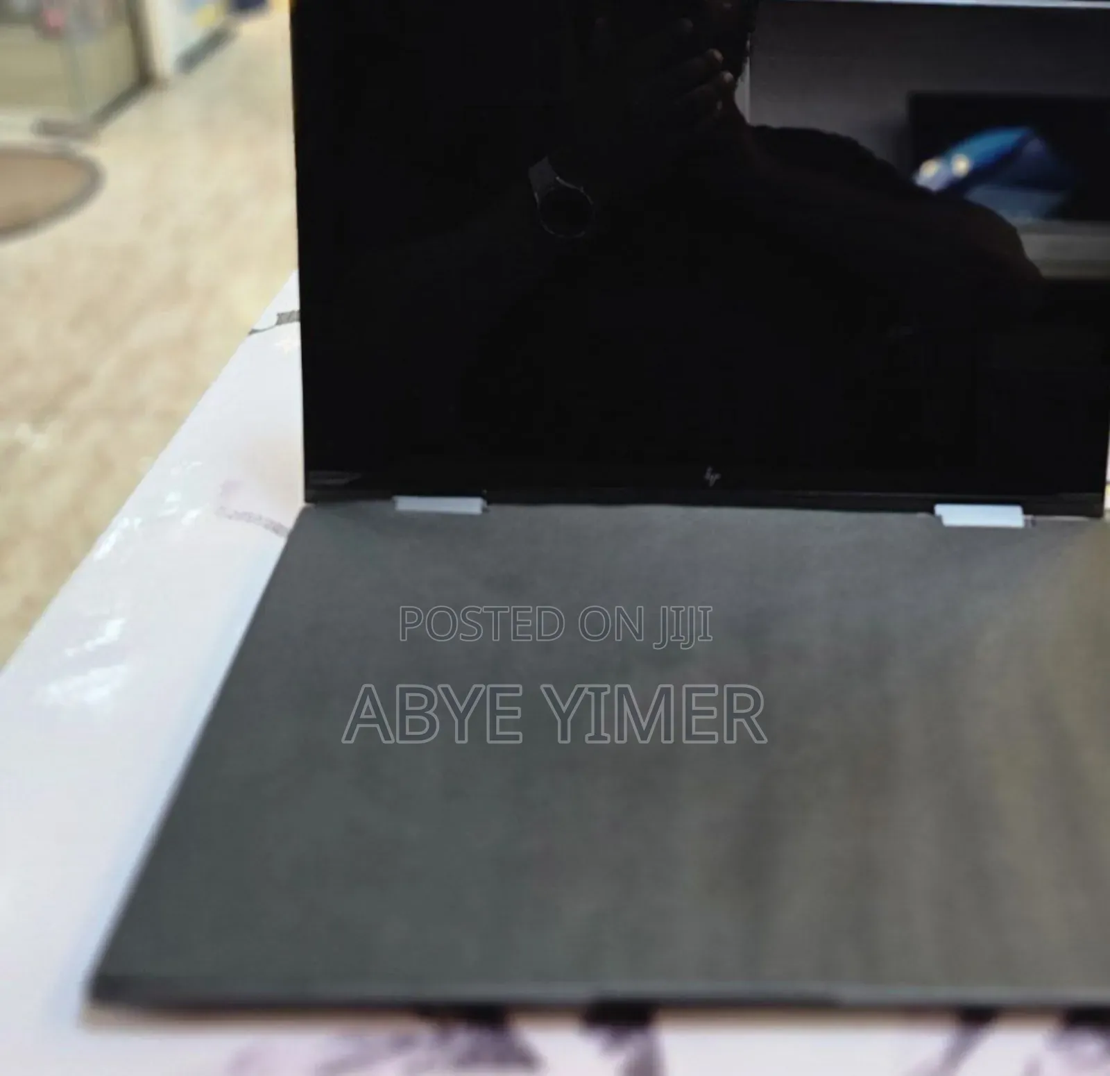 New Laptop HP Envy X360 8GB AMD Ryzen 5 SSD 256GB