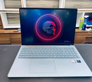 New Laptop Dell Inspiron 15 16GB Intel Core Ultra 7 SSD 1T