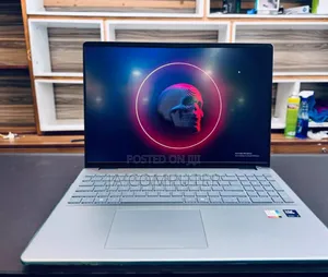 Photo - New Laptop Dell Inspiron 15 16GB Intel Core Ultra 7 SSD 1T