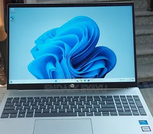 New Laptop HP Pavilion 15 16GB Intel Core Ultra 5 SSD 512GB