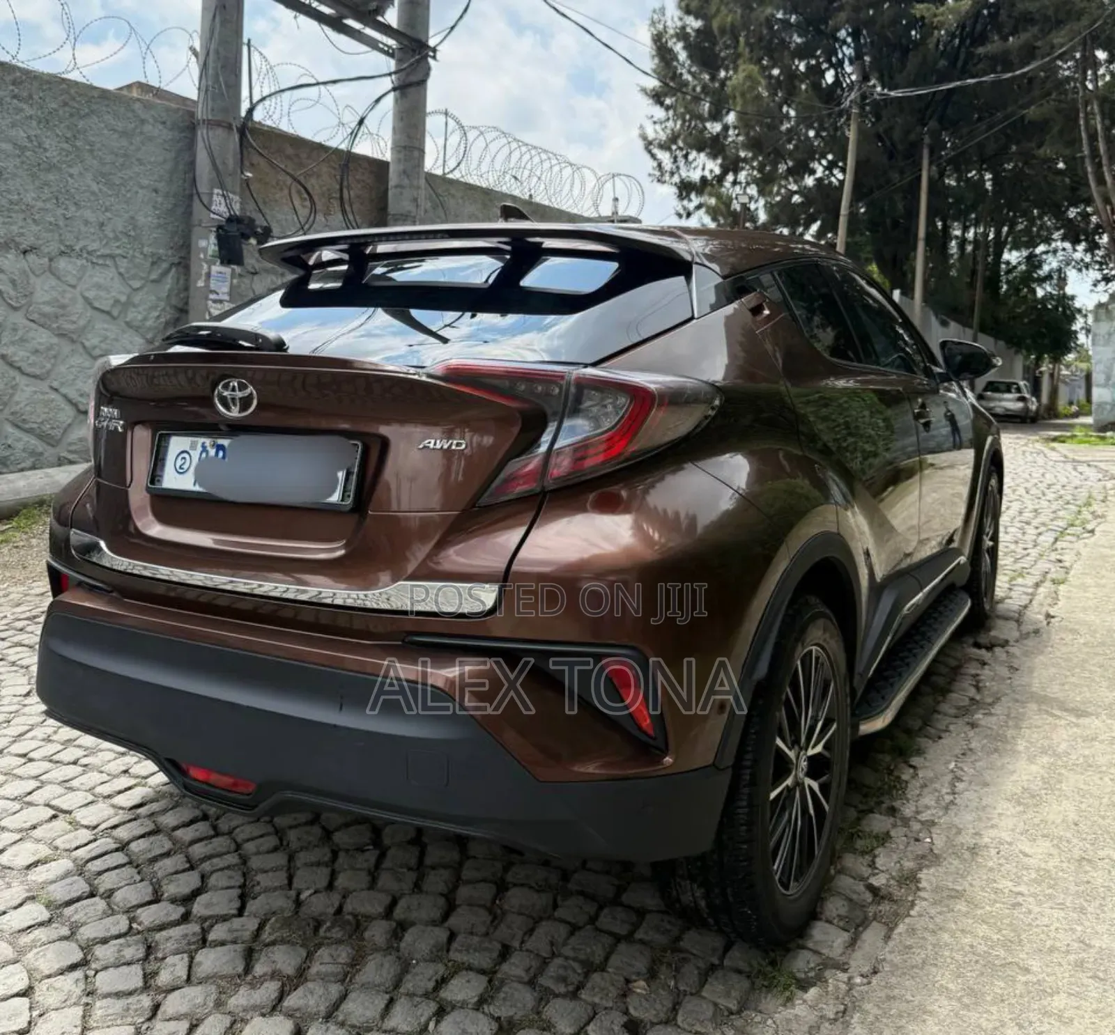 Toyota C-HR 2017 Burgundy