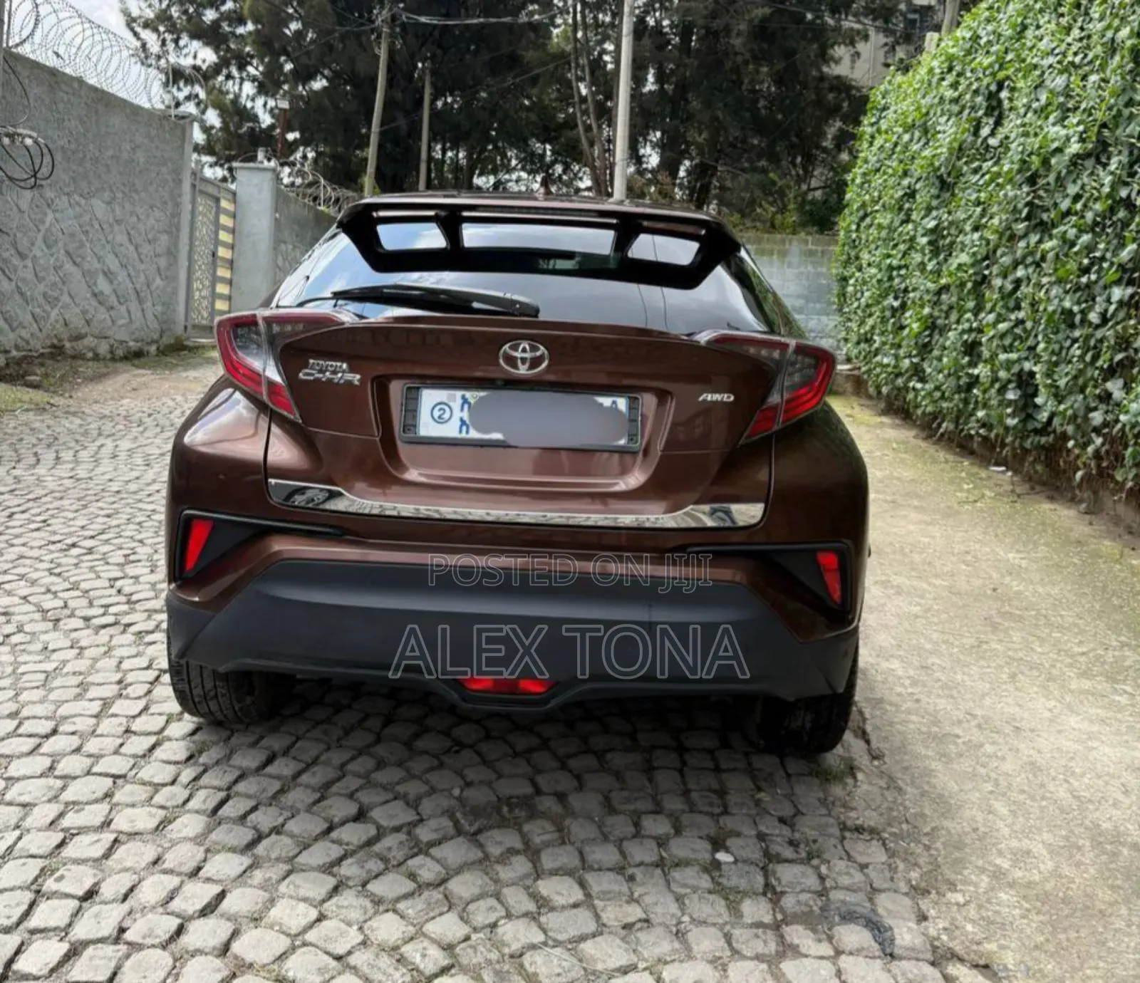 Toyota C-HR 2017 Burgundy