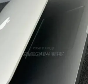 New Laptop Apple MacBook Pro 2013 8GB Intel Core I7 SSD 256GB