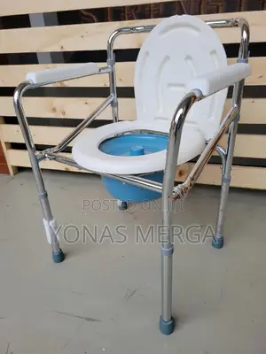 Commode Chair名巧foldable, Beautiful Seat宜፬toilet Chair፨呂multi-Purpose